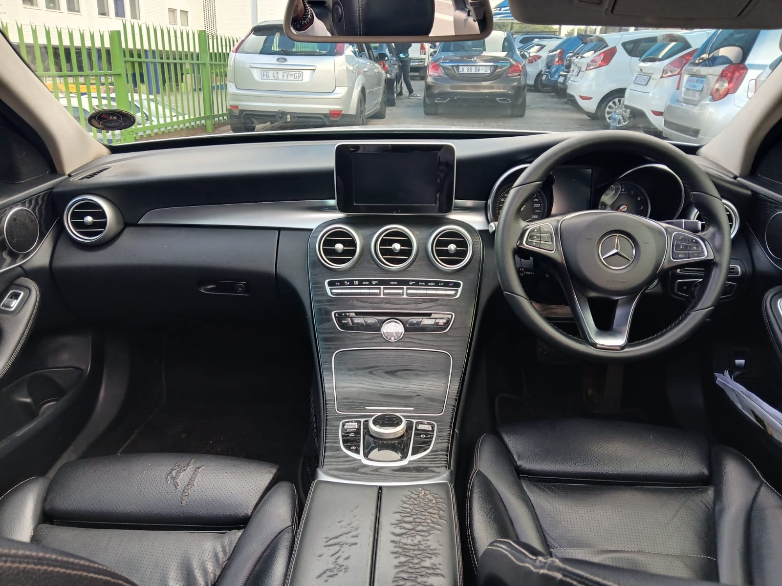 
								2017 Mercedes-Benz AMG – Automatic | Petrol full									