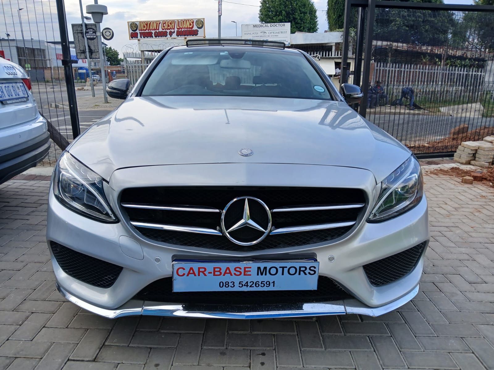 
								2017 Mercedes-Benz AMG – Automatic | Petrol full									