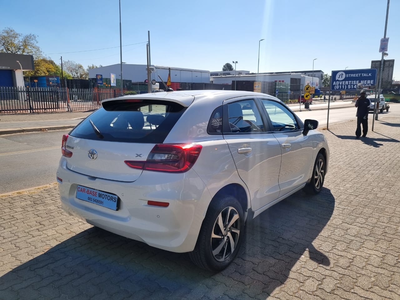 
								2022 Toyota Starlet 1.4 XS – Manual full									