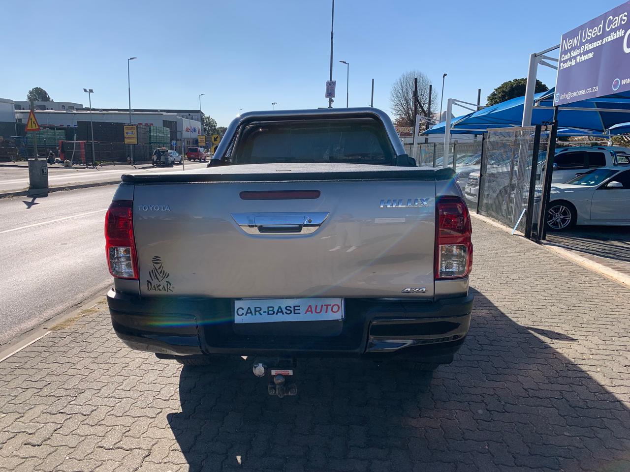 
								2016 Toyota Hilux 2.8 GD-6 4×4 Extra Cab – Manual | Diesel full									