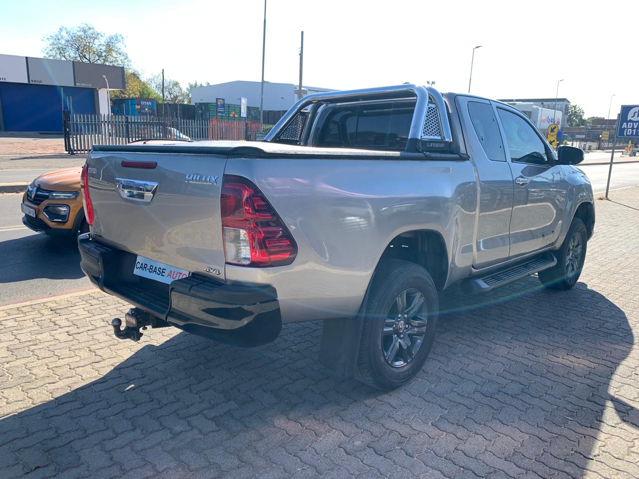 
								2016 Toyota Hilux 2.8 GD-6 4×4 Extra Cab – Manual | Diesel full									