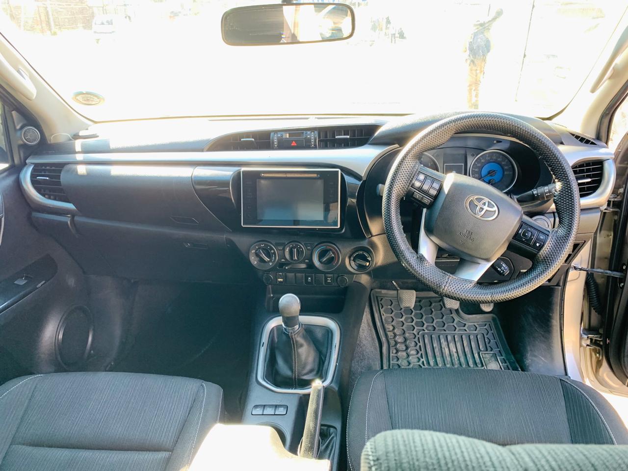 
								2016 Toyota Hilux 2.8 GD-6 4×4 Extra Cab – Manual | Diesel full									