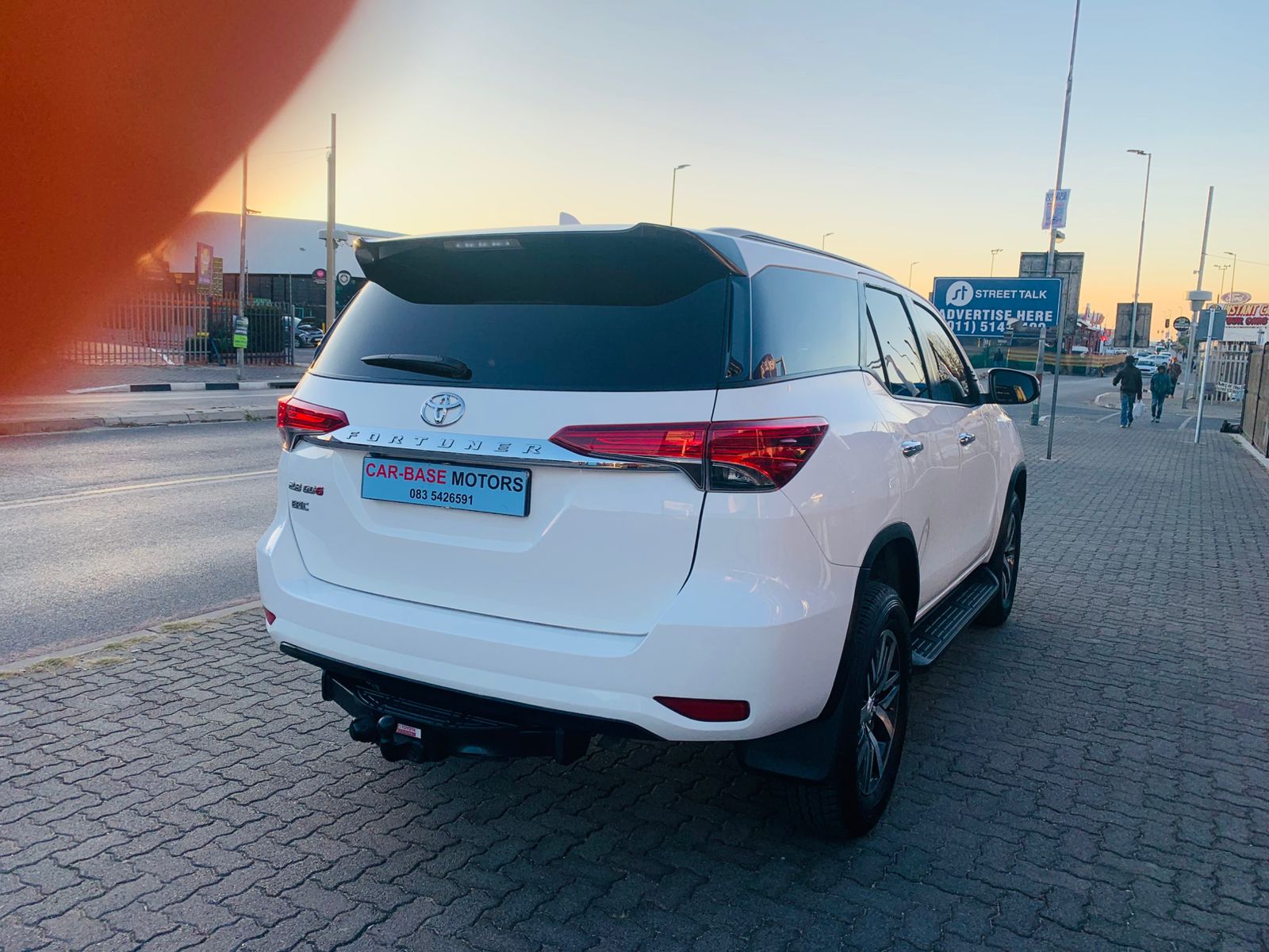 
								2020 Toyota Fortuner 2.8 GD-6 Epic 4×2 Auto full									