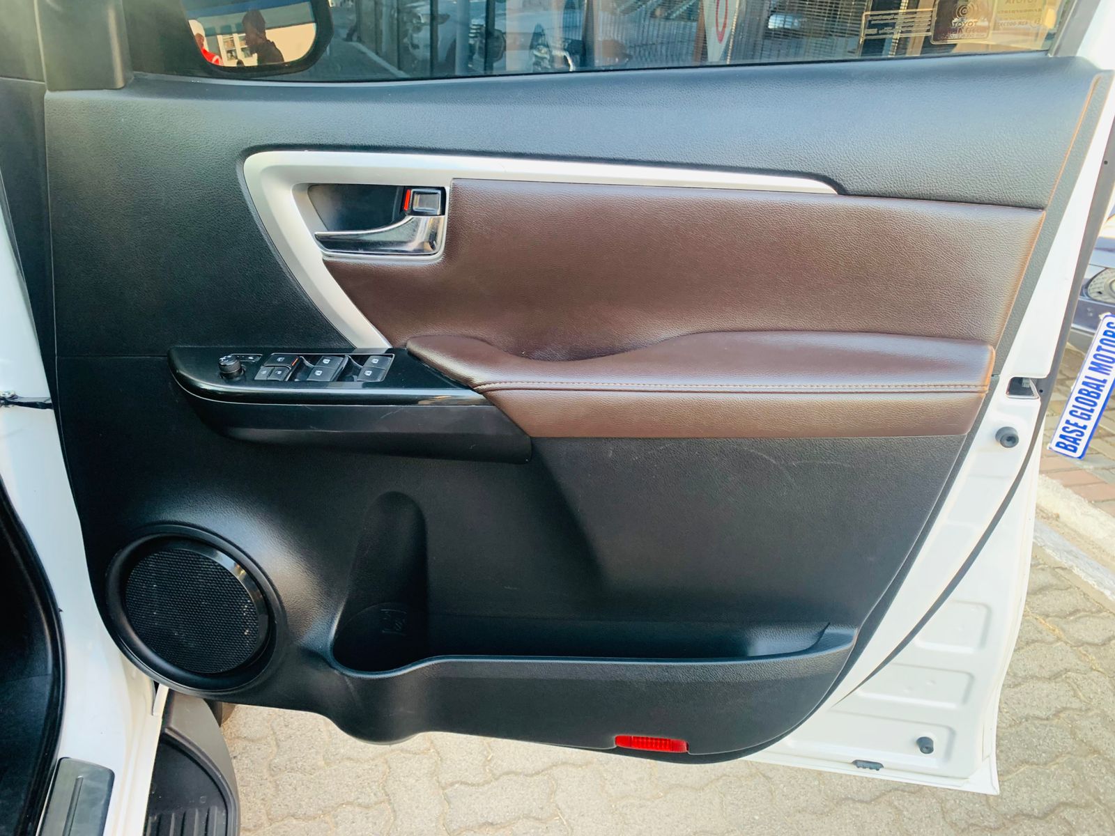 
								2020 Toyota Fortuner 2.8 GD-6 Epic 4×2 Auto full									