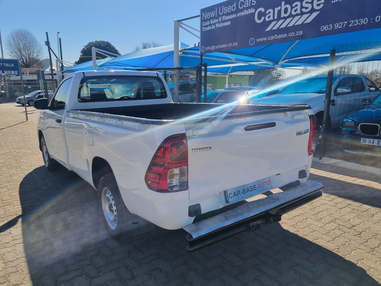 
								2019 TOYOTA HILUX 2.4 GD LOW BASE SINGLE CAB 4X2 MANUAL full									
