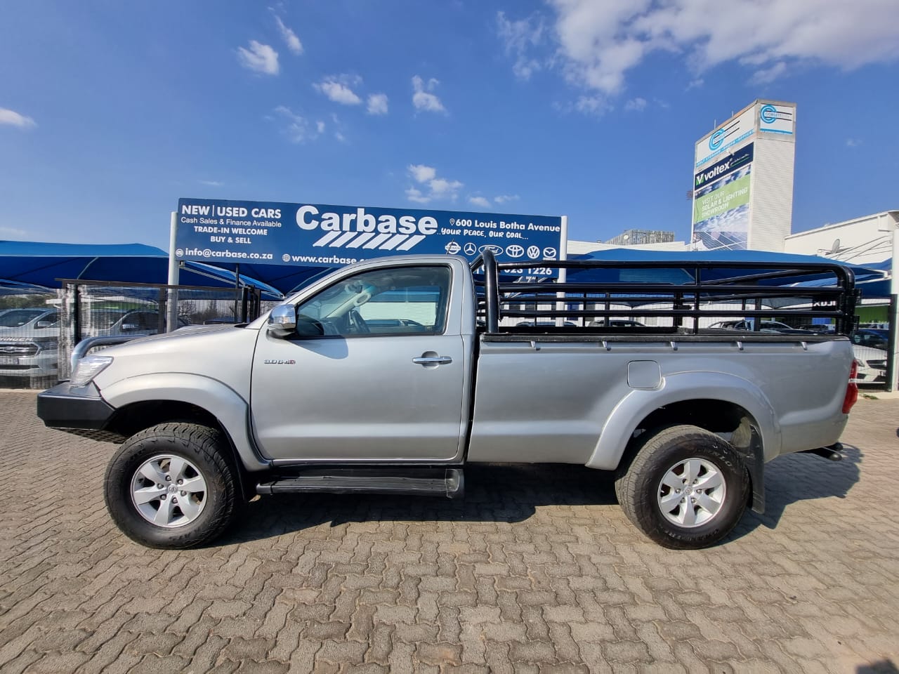 
								2012 Toyota Hilux 3.0 D-4D 4×4 Single Cab – Manual | full									