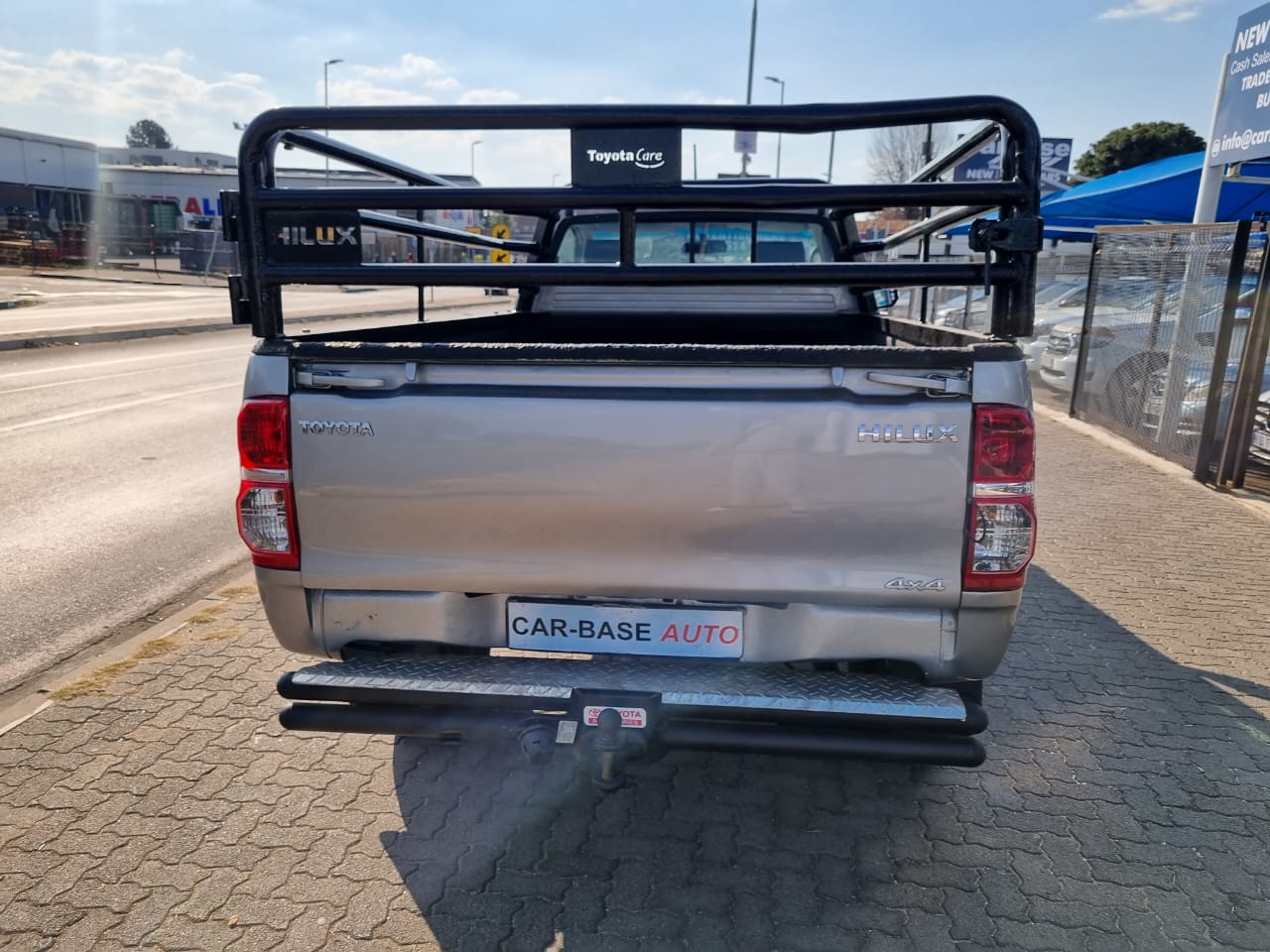 
								2012 Toyota Hilux 3.0 D-4D 4×4 Single Cab – Manual | full									