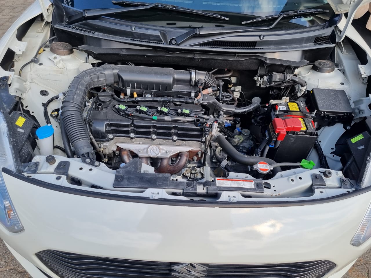 
								2022 Suzuki Swift 1.2 Manual full									