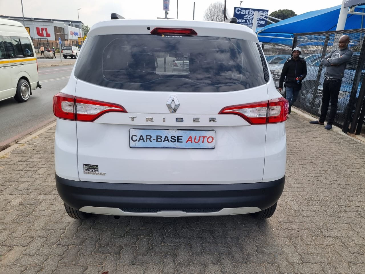 
								2022 Renault Triber 1.0 Manual – Leather Interior | full									
