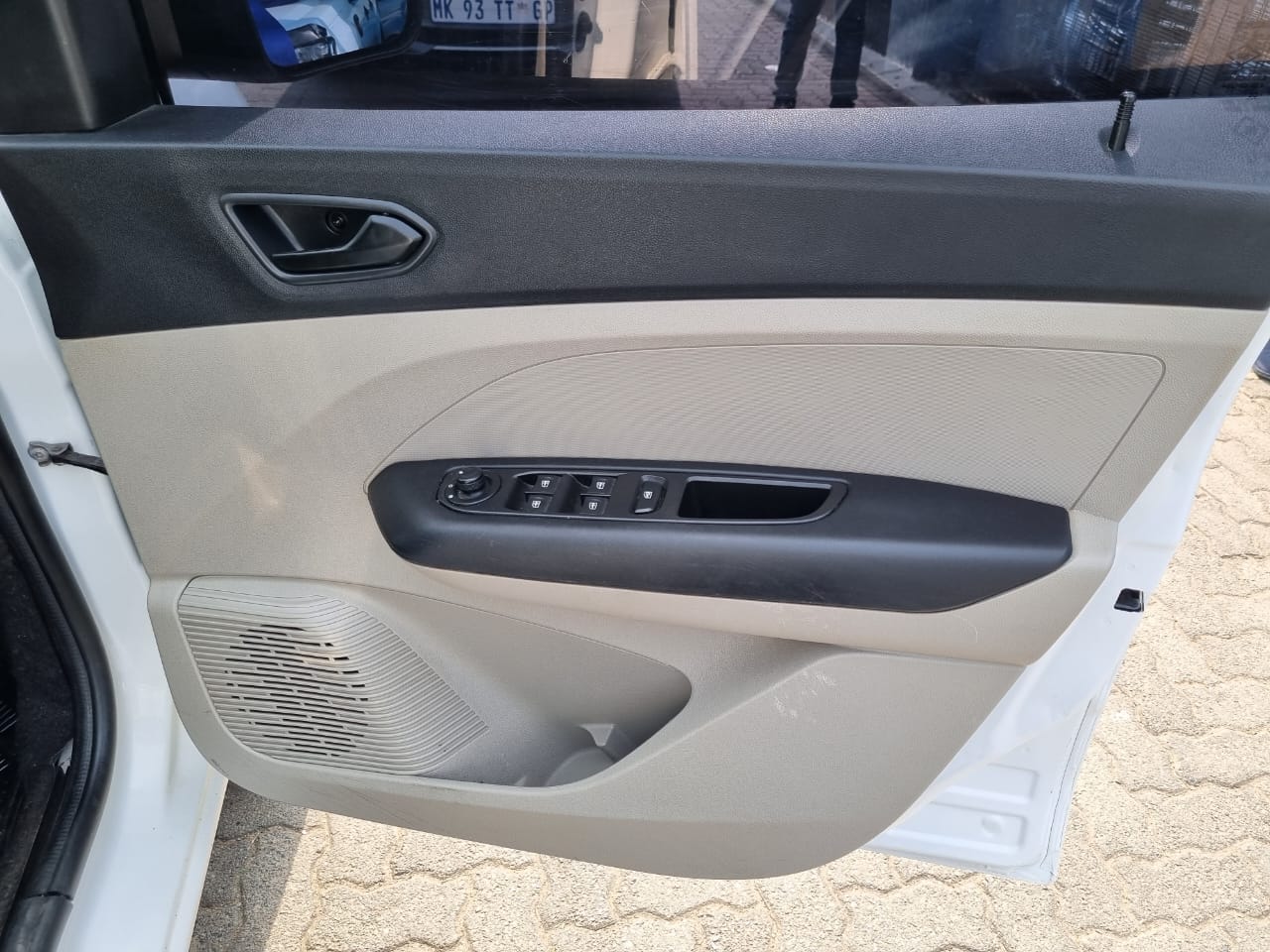 
								2022 Renault Triber 1.0 Manual – Leather Interior | full									