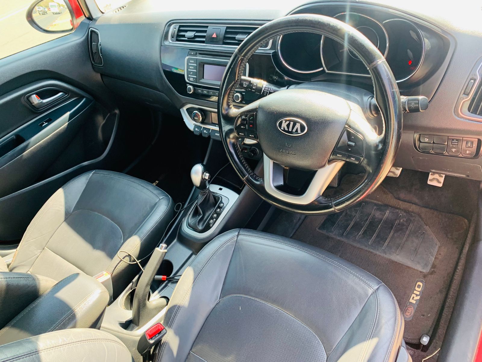 
								2013 Kia Rio 1.4 Auto – 89,000km | Red | full									