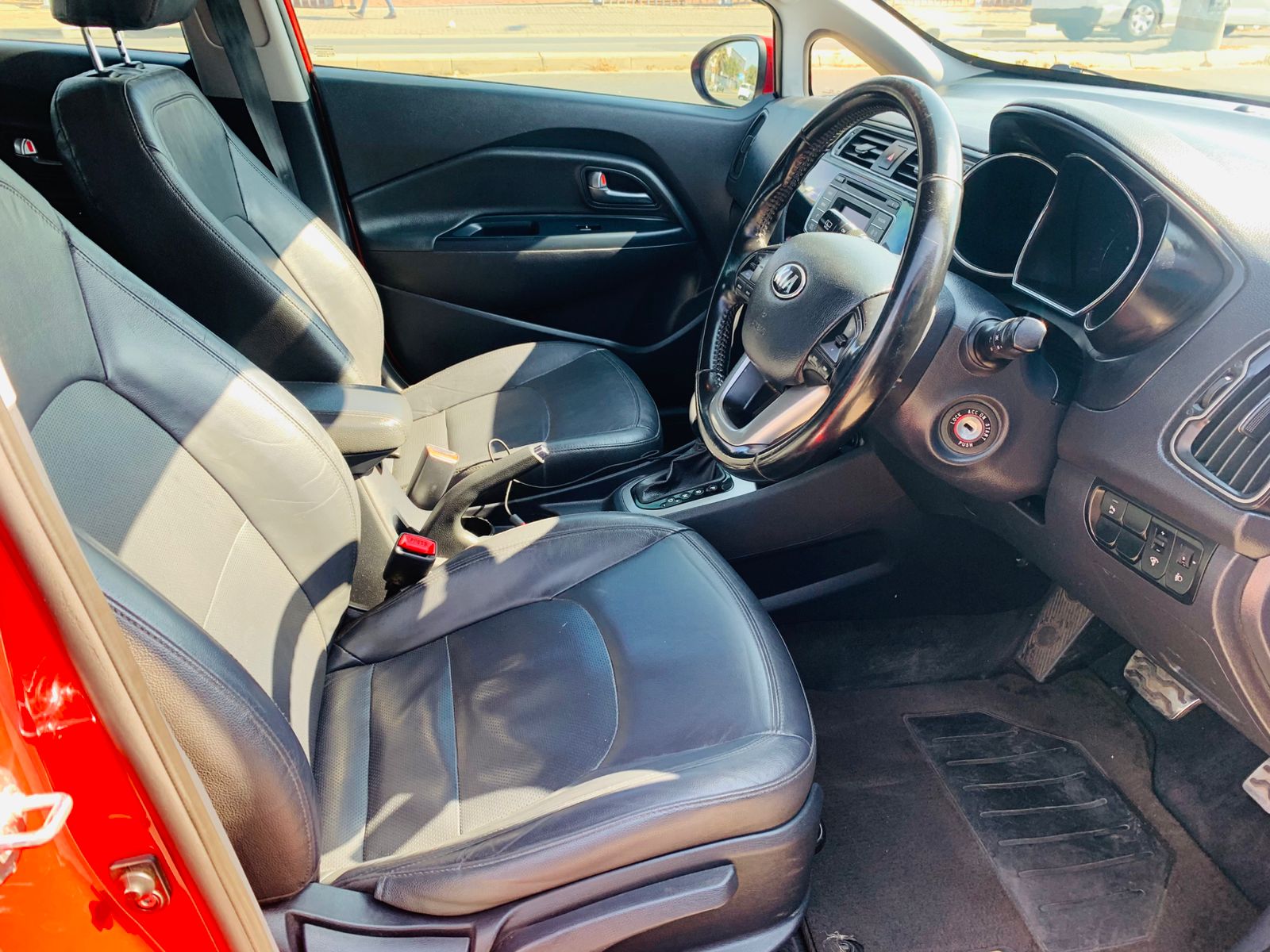 
								2013 Kia Rio 1.4 Auto – 89,000km | Red | full									