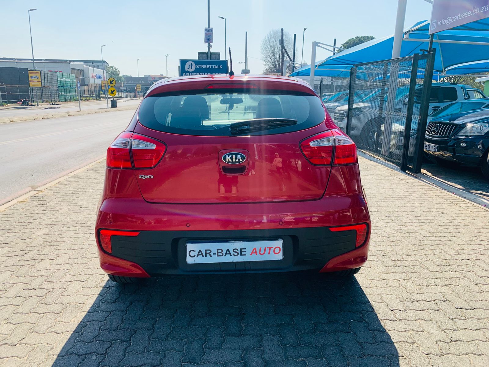 
								2013 Kia Rio 1.4 Auto – 89,000km | Red | full									