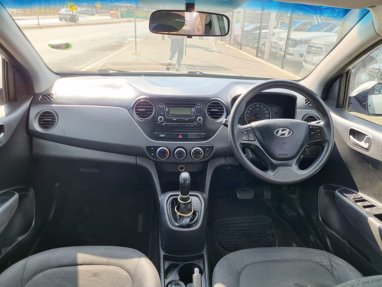 
								2015 Hyundai i10 1.2 Auto – Low Mileage | Petrol | full									