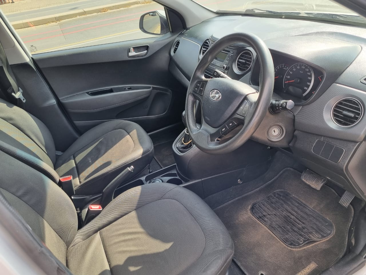 
								2015 Hyundai i10 1.2 Auto – Low Mileage | Petrol | full									