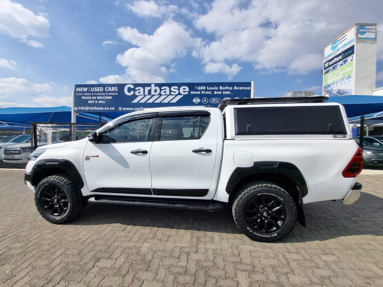 
								2023 Toyota Hilux 2.4 GD-6 GR Sport Auto | 66,000km | Diesel | full									