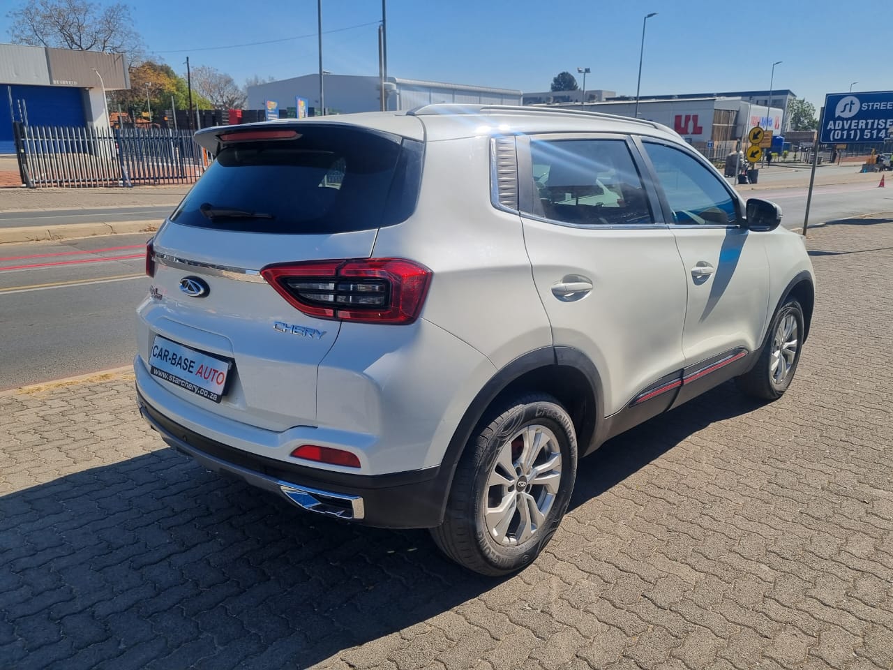 
								2011 Kia Sorento 2.2 CRDi Auto – Diesel | 117,000km | full									