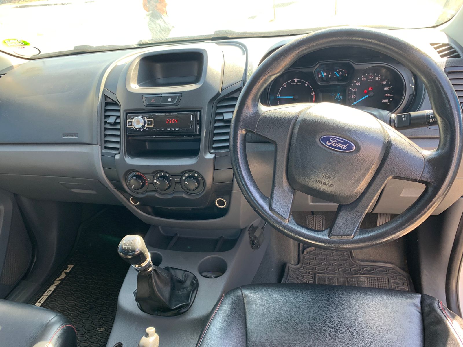 
								2018 Ford Ranger 2.2 XL 4×2 Extra Cab – Manual | full									