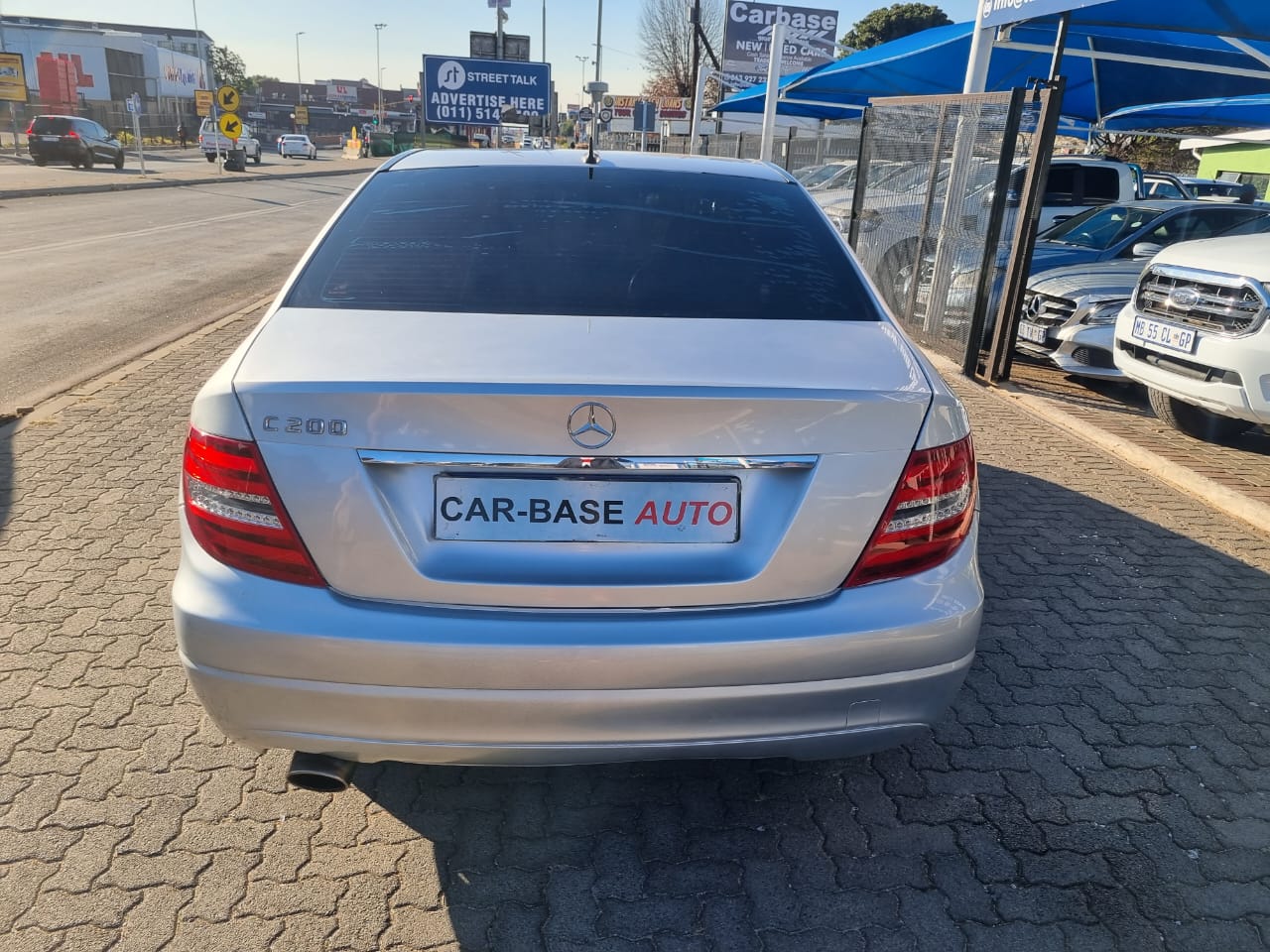 
								2013 Mercedes-Benz C200 – Leather | 95,000km | full									
