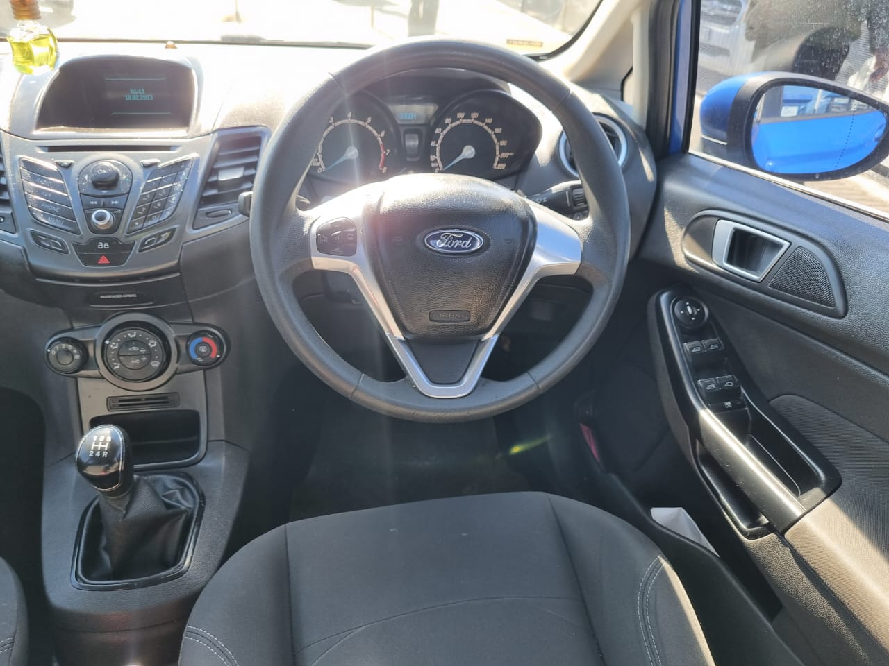 
								2014 Ford Fiesta 1.4 Trendline – Manual | 94,000km | full									