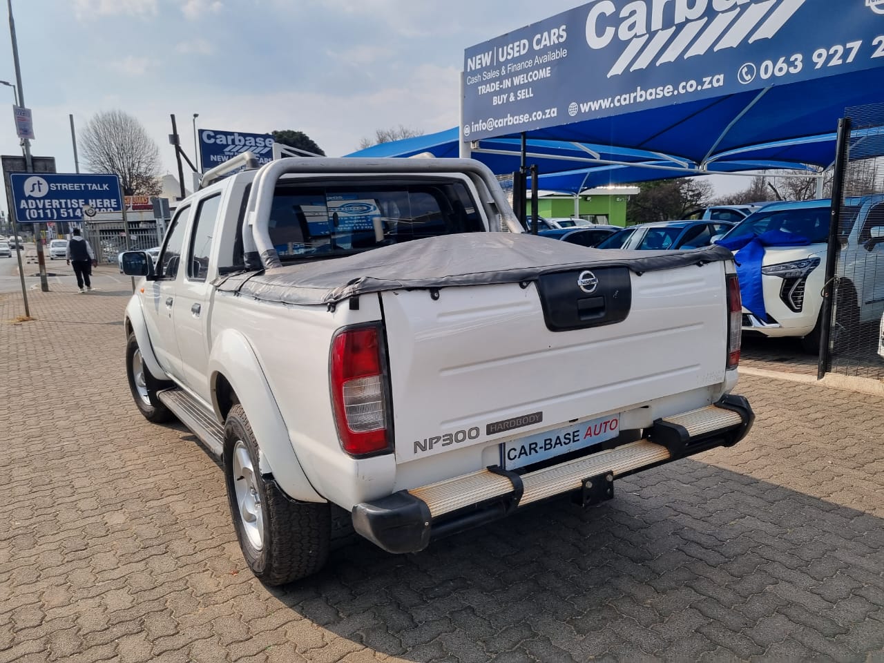 
								2018 Nissan NP300 2.4 Hardbody 4×4 – Petrol | Manual | full									