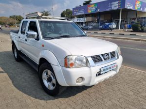 2018 Nissan NP300 2.4 Hardbody 4×4 – Petrol | Manual |