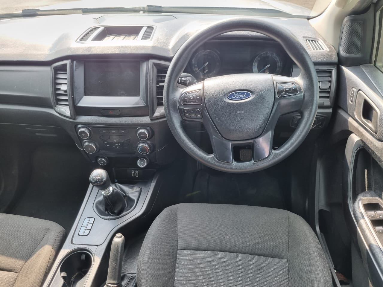 
								2022 Ford Ranger 2.2 Double Cab 4×2 – Manual | full									