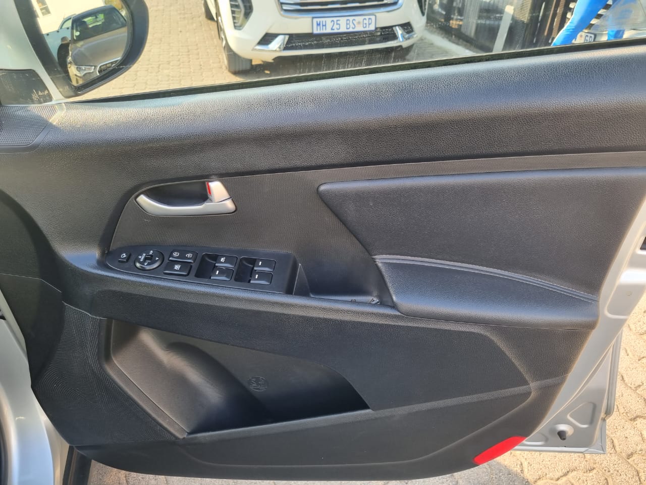 
								2010 Kia Sportage 2.0 CRDi 4×4 – Automatic | Diesel | full									