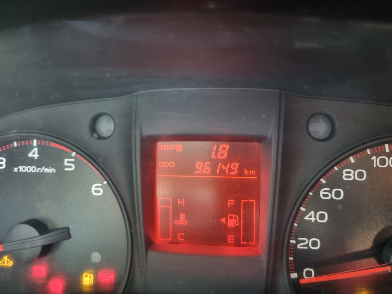 
								2017 Isuzu KB250 D-TEQ 4×2 Manual | 96,000km | full									