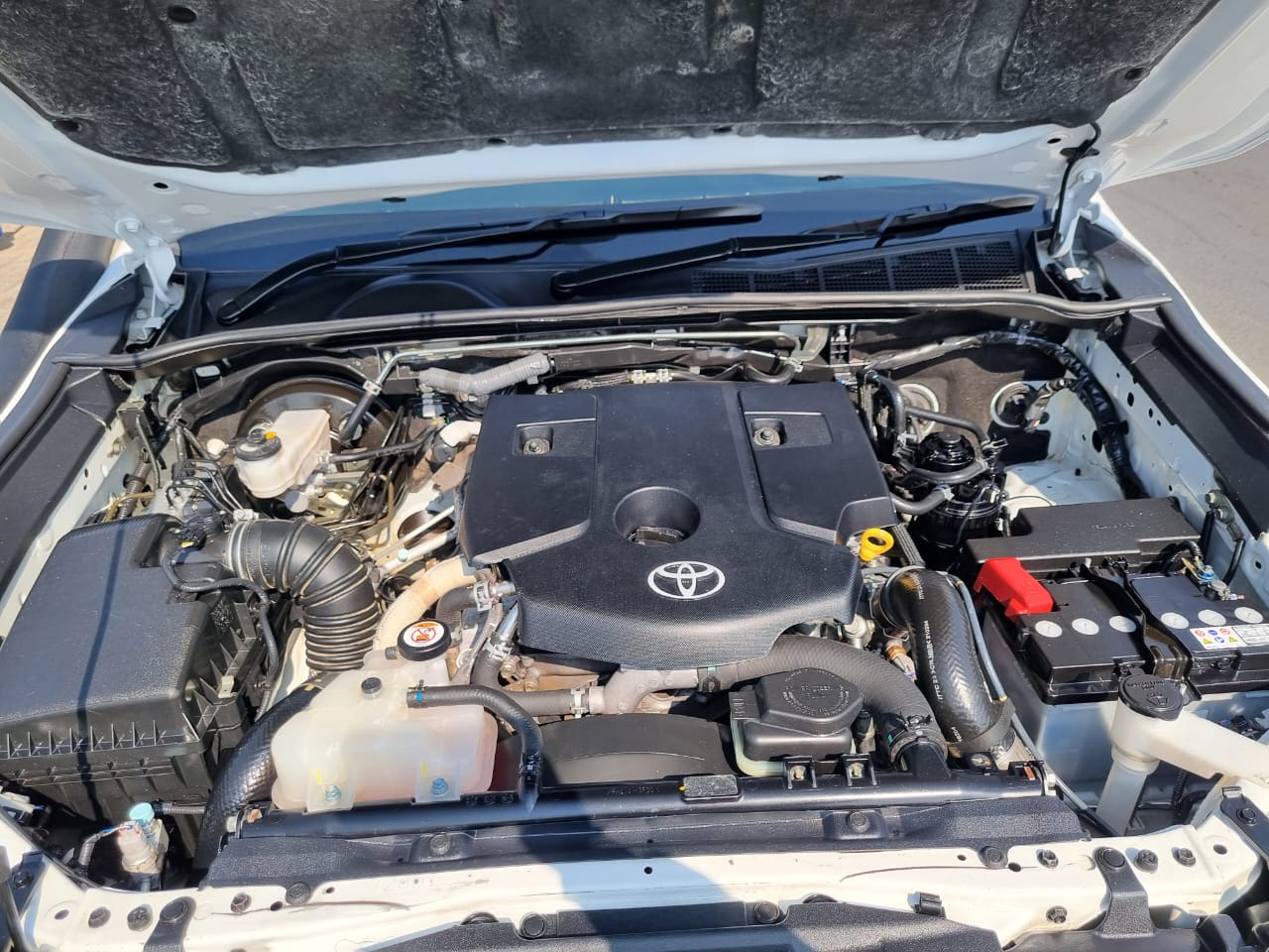 
								2021 Toyota Hilux 2.4 GD-6 4×4 Double Cab | Manual | full									