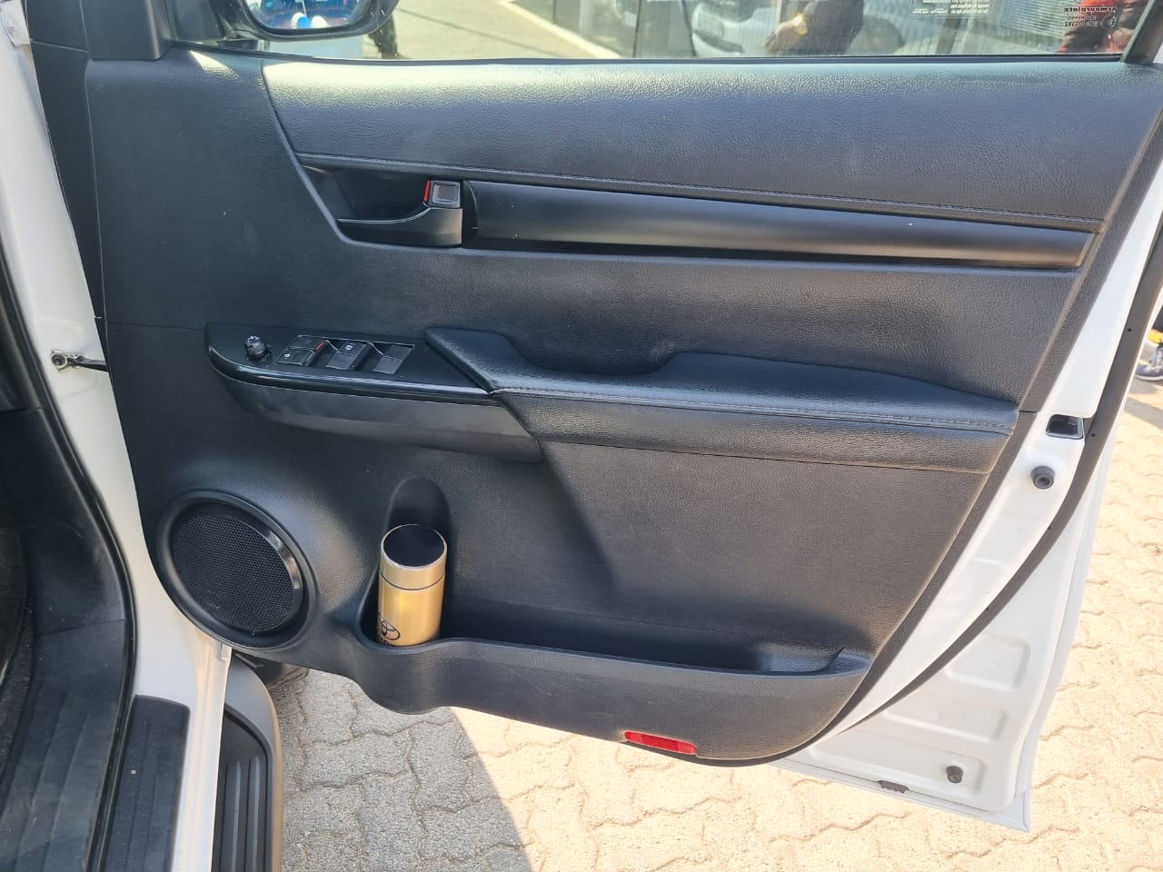 
								2021 Toyota Hilux 2.4 GD-6 4×4 Double Cab | Manual | full									