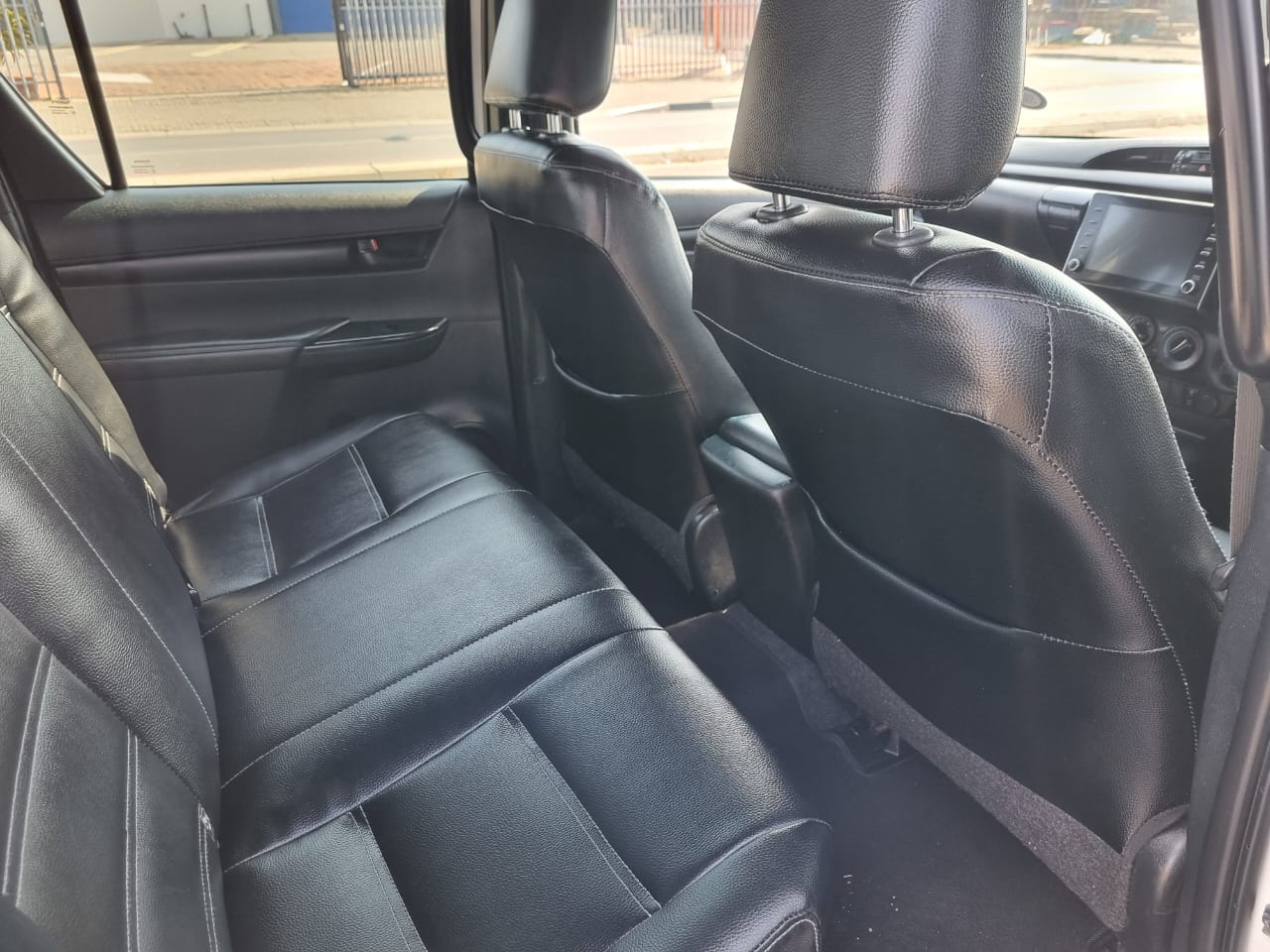 
								2021 Toyota Hilux 2.4 GD-6 4×4 Double Cab | Manual | full									