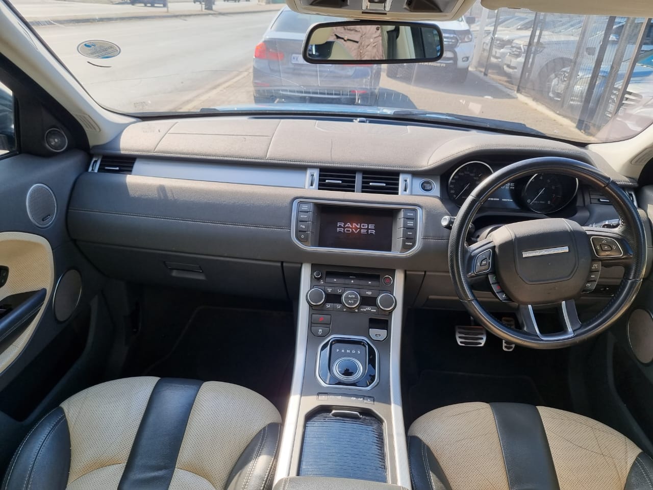 
								2014 Range Rover Evoque Si4 Autobiography | Auto | Petrol | full									