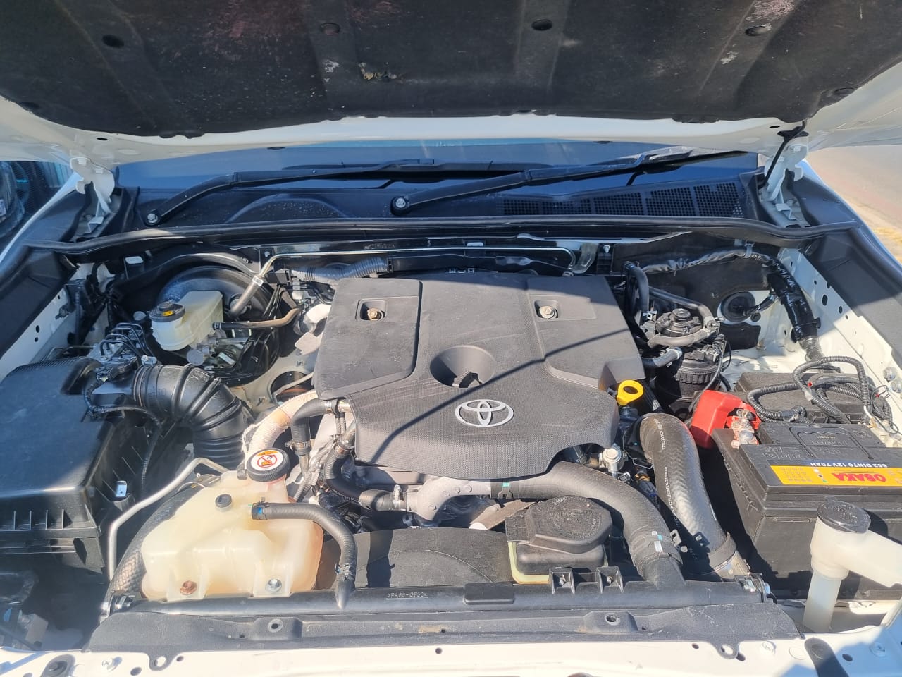 
								2020 Toyota Hilux 2.4 GD-6 Extra Cab | Manual | Diesel | full									