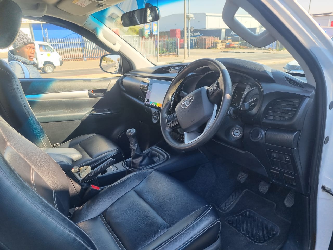 
								2020 Toyota Hilux 2.4 GD-6 Extra Cab | Manual | Diesel | full									