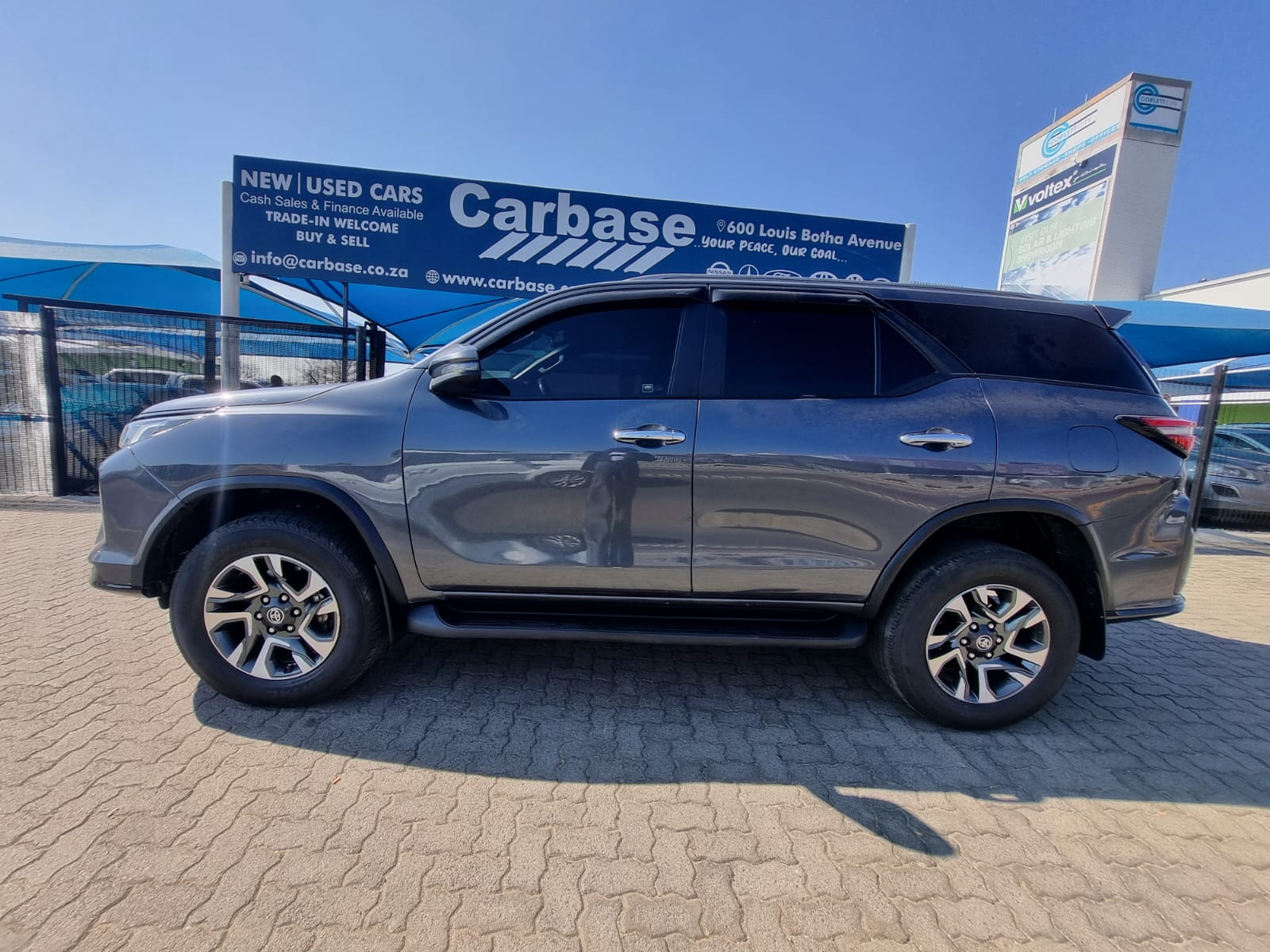 
								2024 Toyota Fortuner 2.8 GD-6 Automatic Diesel – R550,000 full									