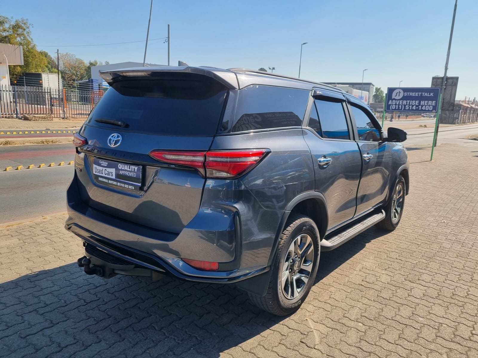 
								2024 Toyota Fortuner 2.8 GD-6 Automatic Diesel – R550,000 full									