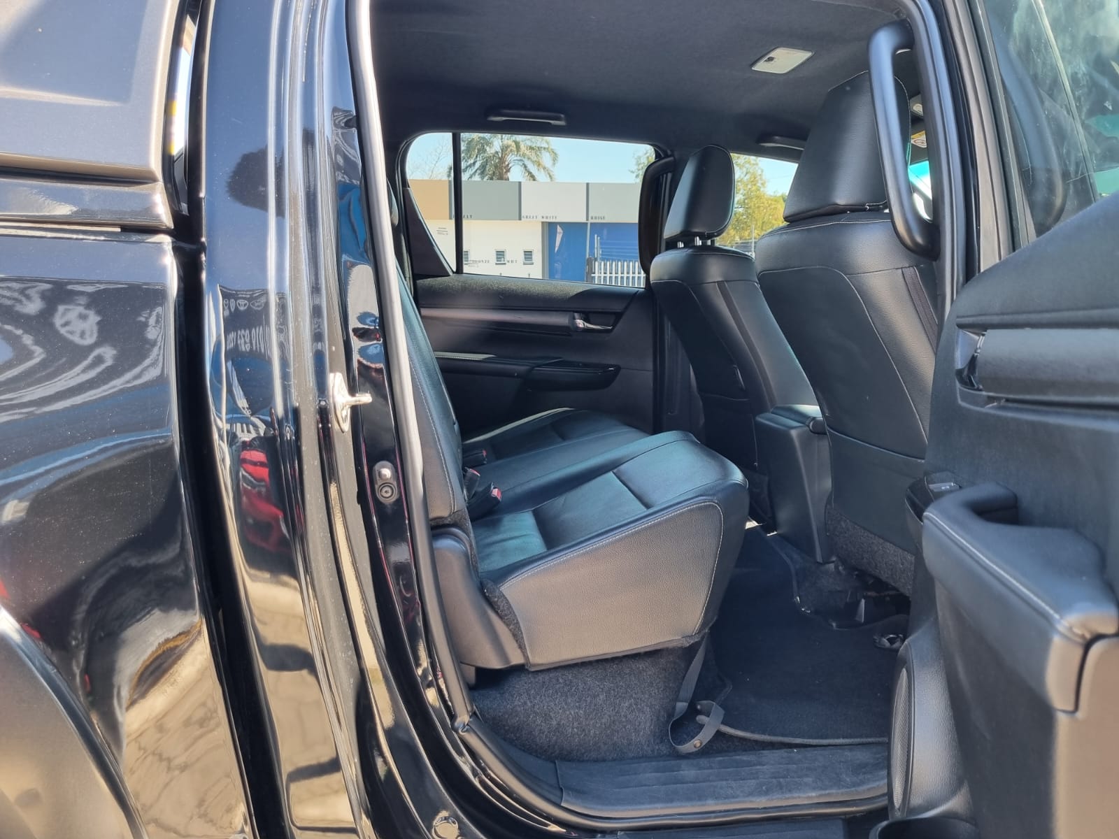 
								2021 Toyota Hilux 2.8 GD-6 RS Legend 4×4 Manual Diesel – R420,000 full									