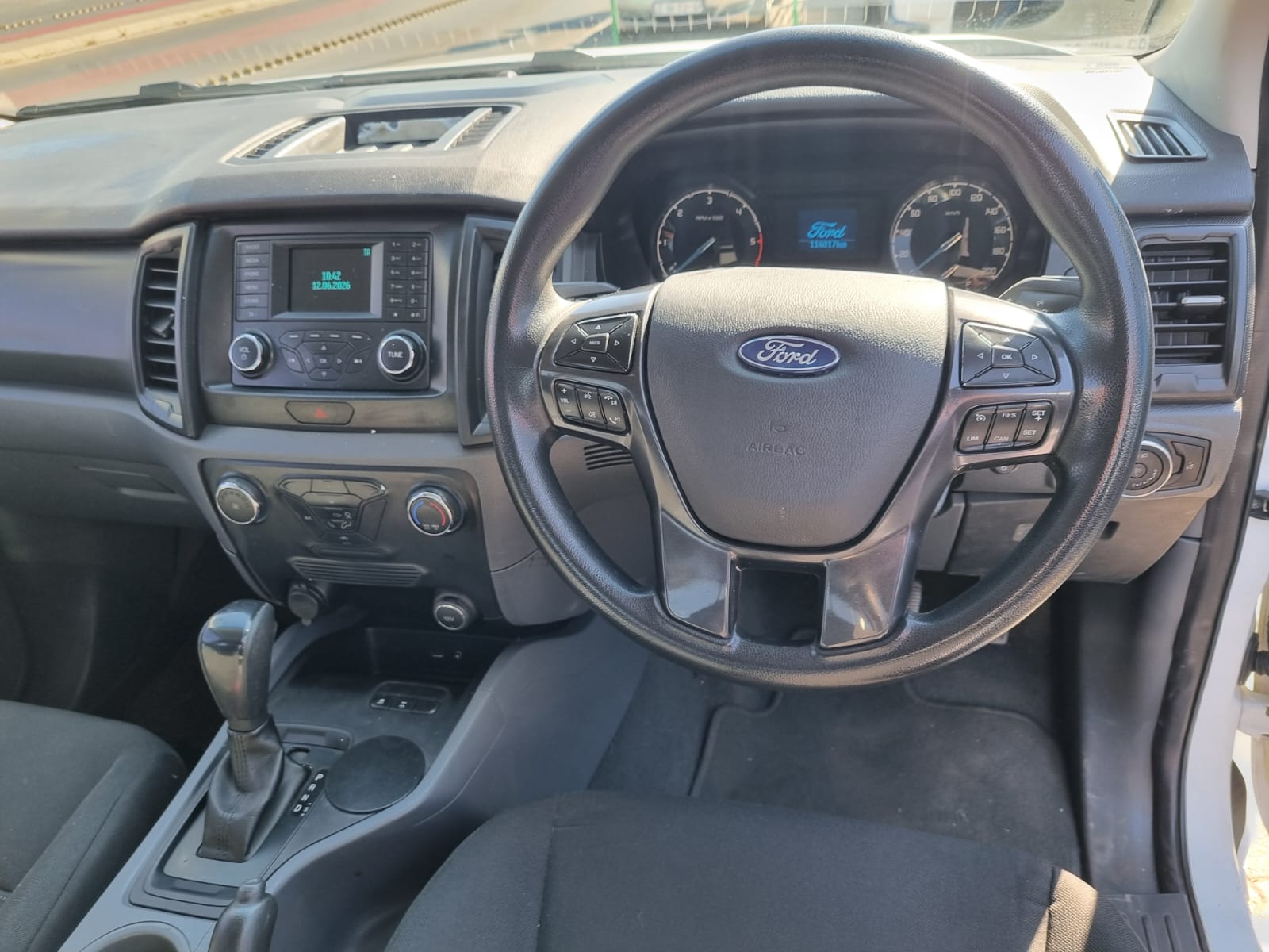 
								2018 Ford Ranger 2.2 XL Extra Cab Automatic Diesel – R215,000 full									