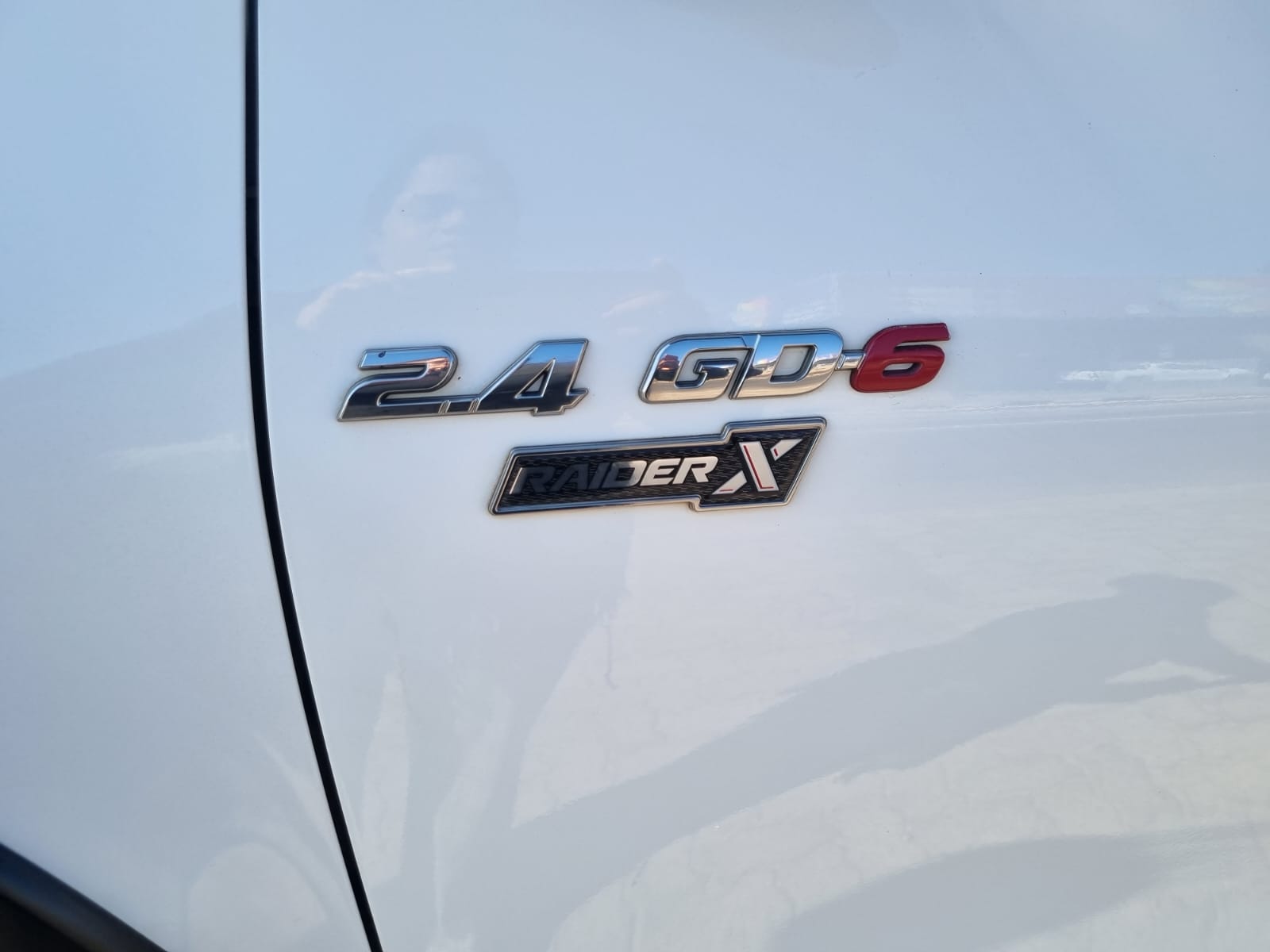 
								2024 Toyota Hilux 2.4 GD-6 4×4 Manual Diesel – R480,000 full									