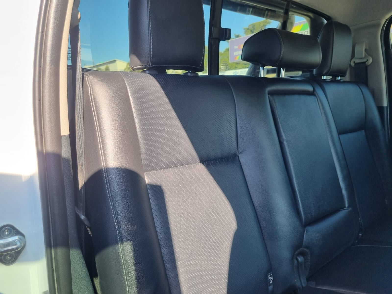 
								2024 Toyota Hilux 2.4 GD-6 4×4 Manual Diesel – R480,000 full									