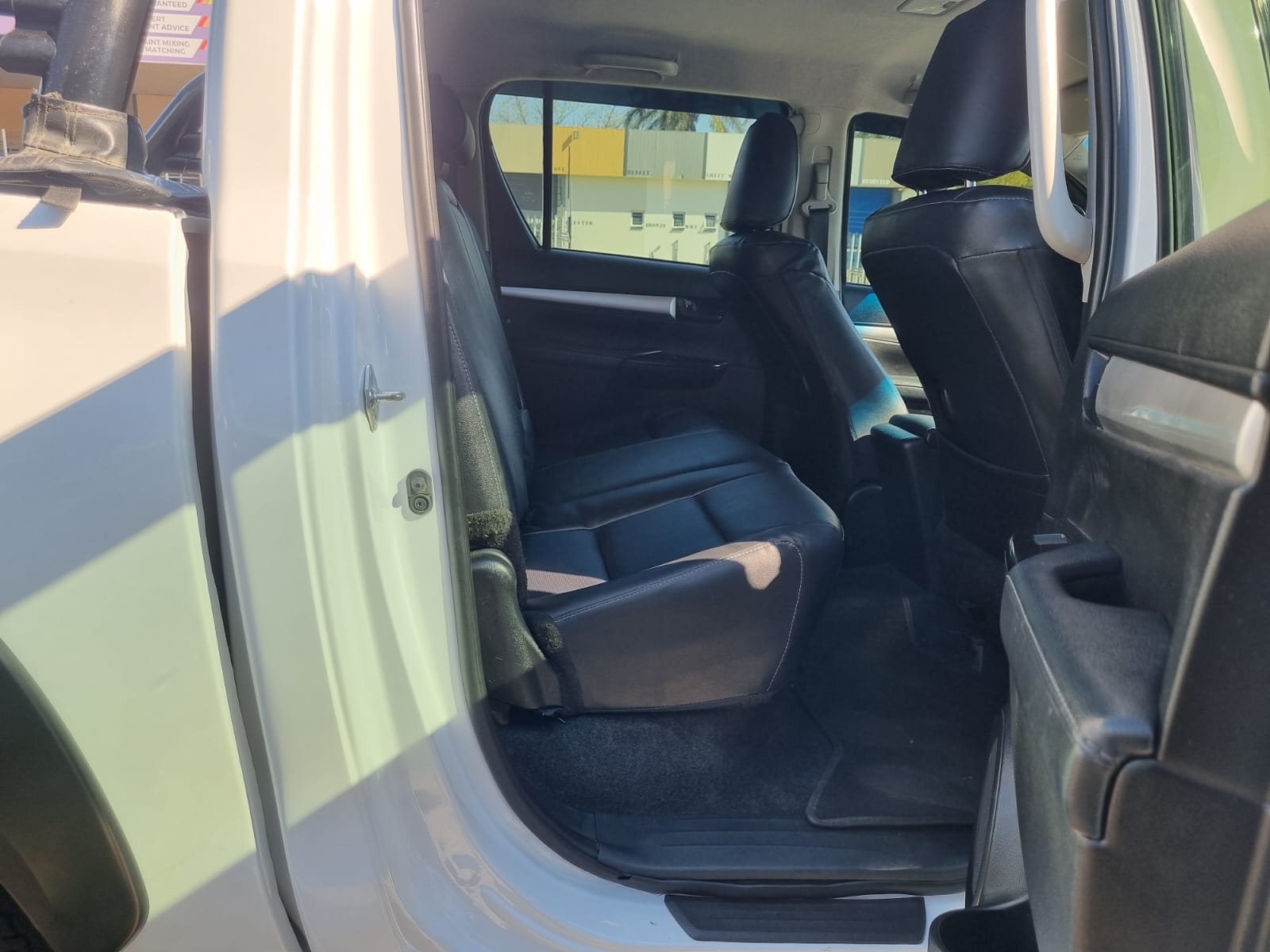 
								2024 Toyota Hilux 2.4 GD-6 4×4 Manual Diesel – R480,000 full									