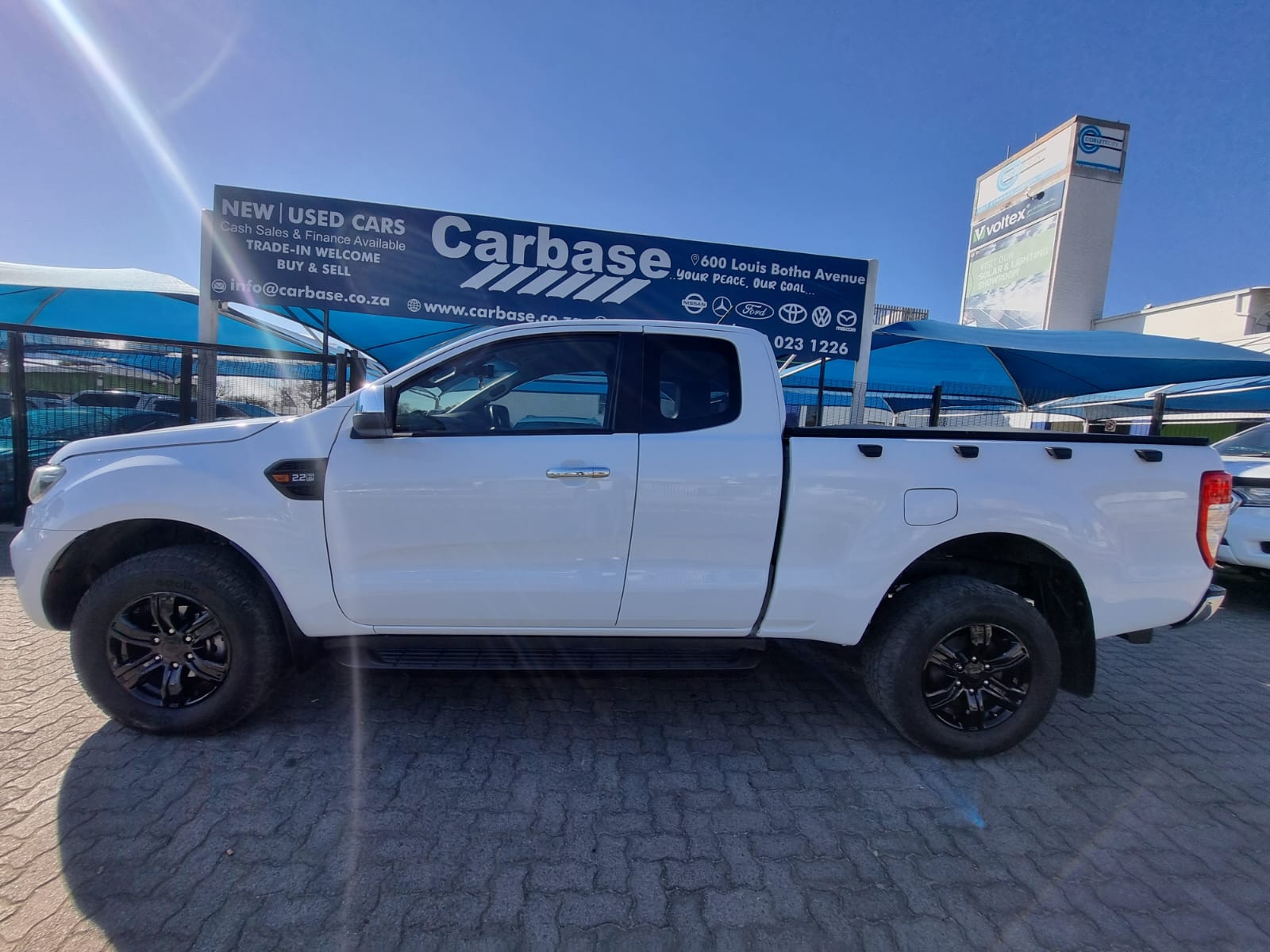 
								2023 Ford Ranger 2.2 TDCi Extra Cab Automatic Diesel – R260,000 full									