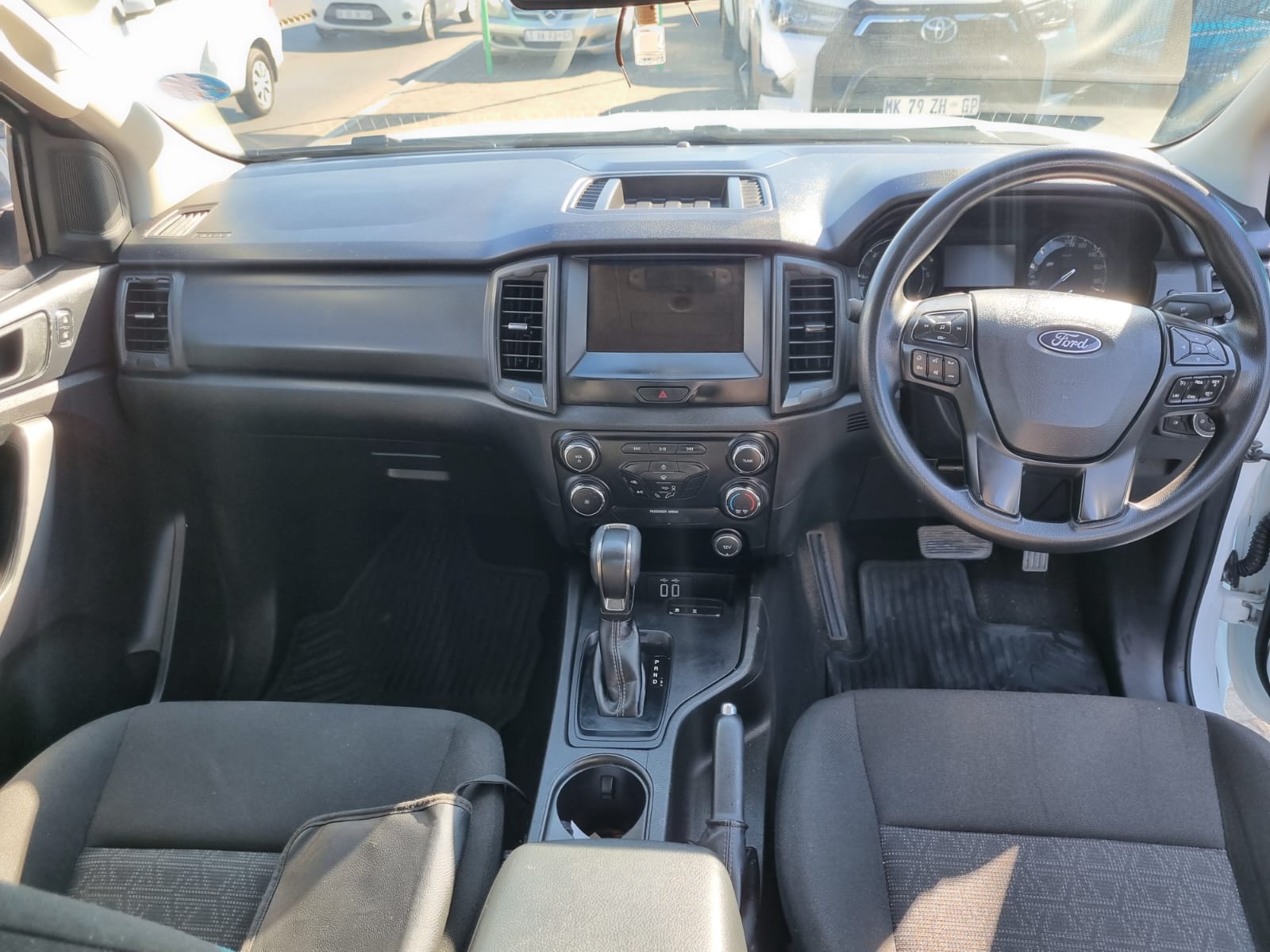 
								2023 Ford Ranger 2.2 TDCi Extra Cab Automatic Diesel – R260,000 full									
