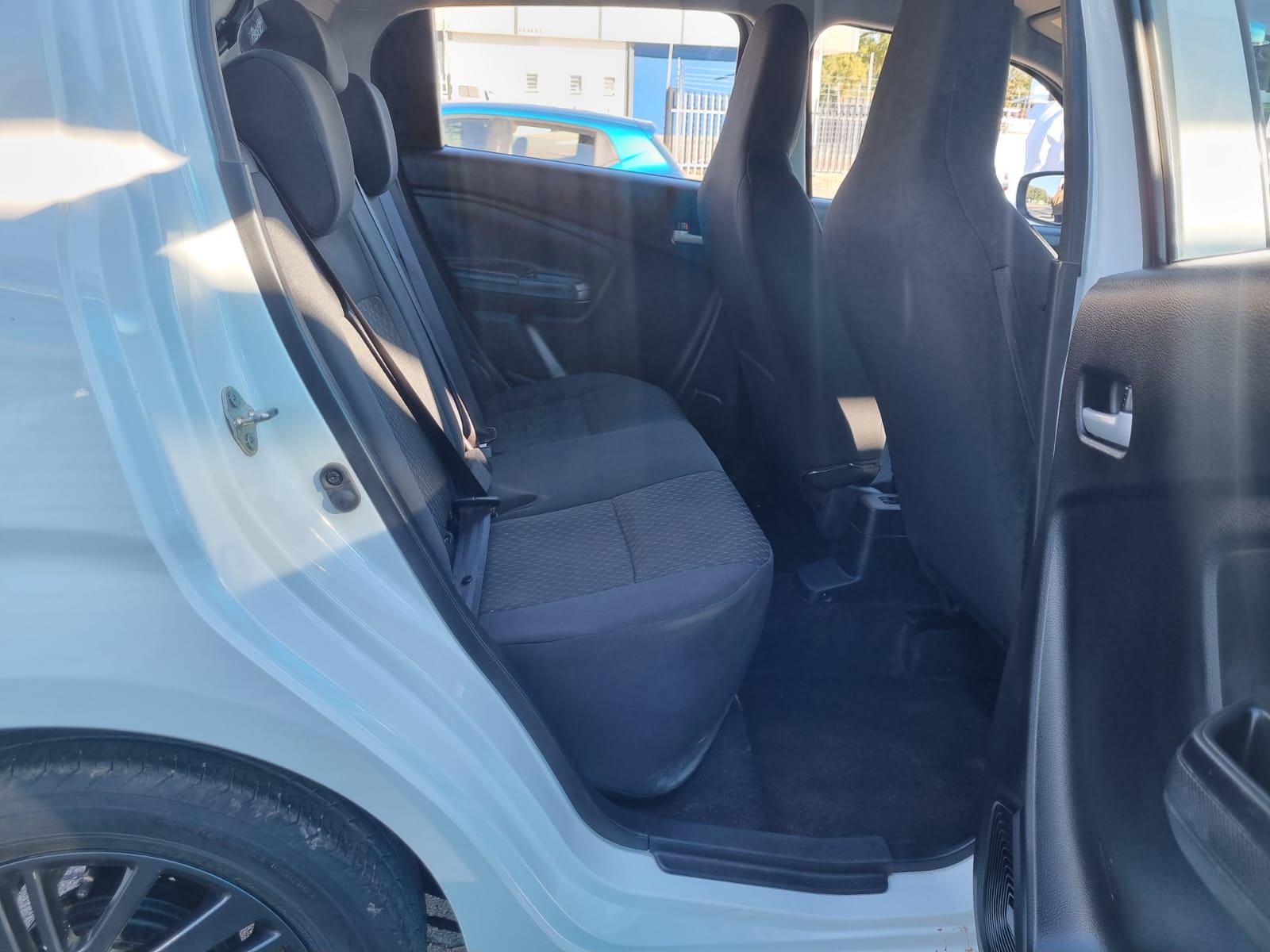 
								2025 Toyota Vitz 1.2 XR Manual Petrol – R190,000 full									