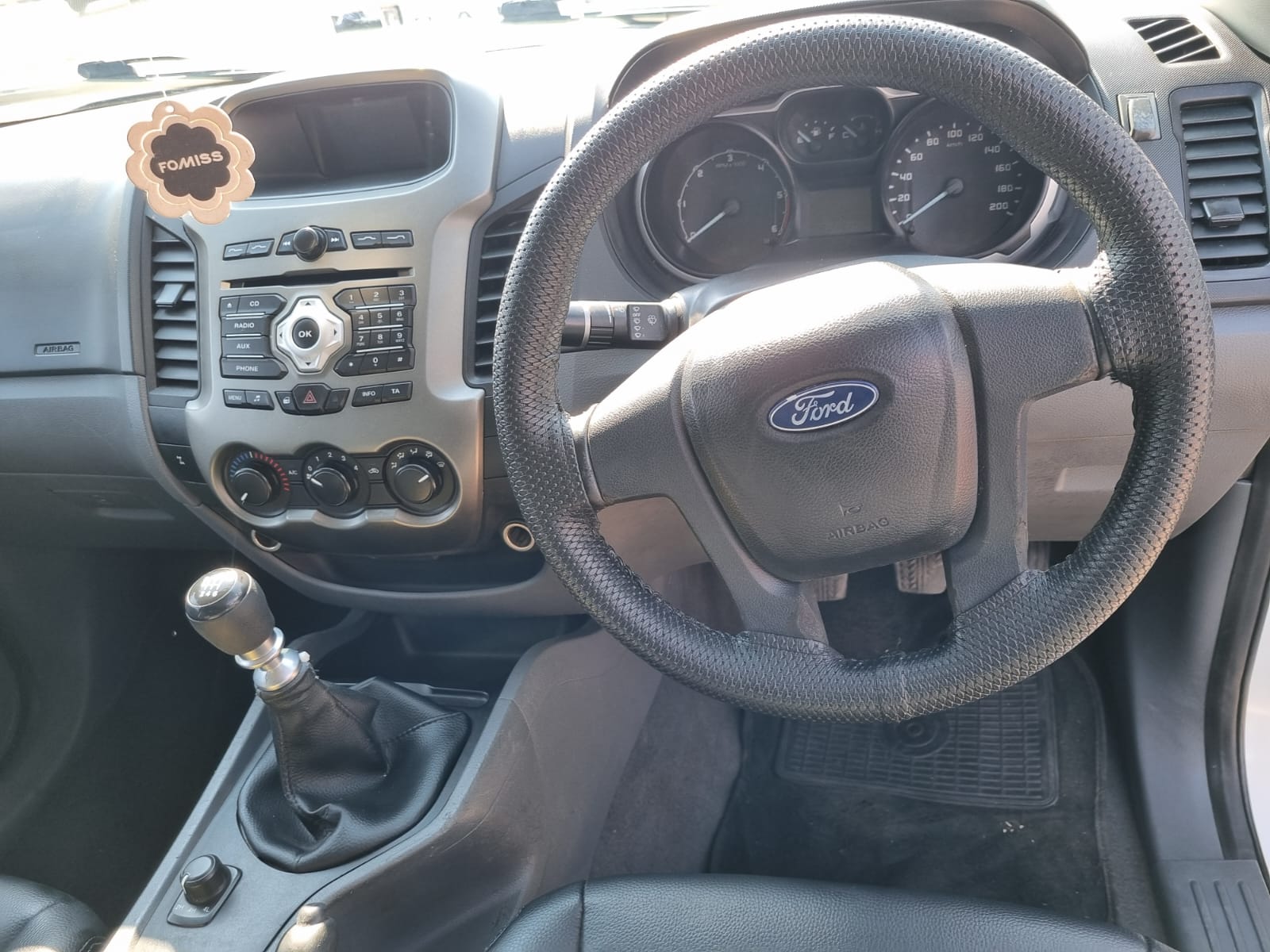 
								2012 Ford Ranger 2.2 TDCi XLS Single Cab 4×4 Manual Diesel – R150,000 full									