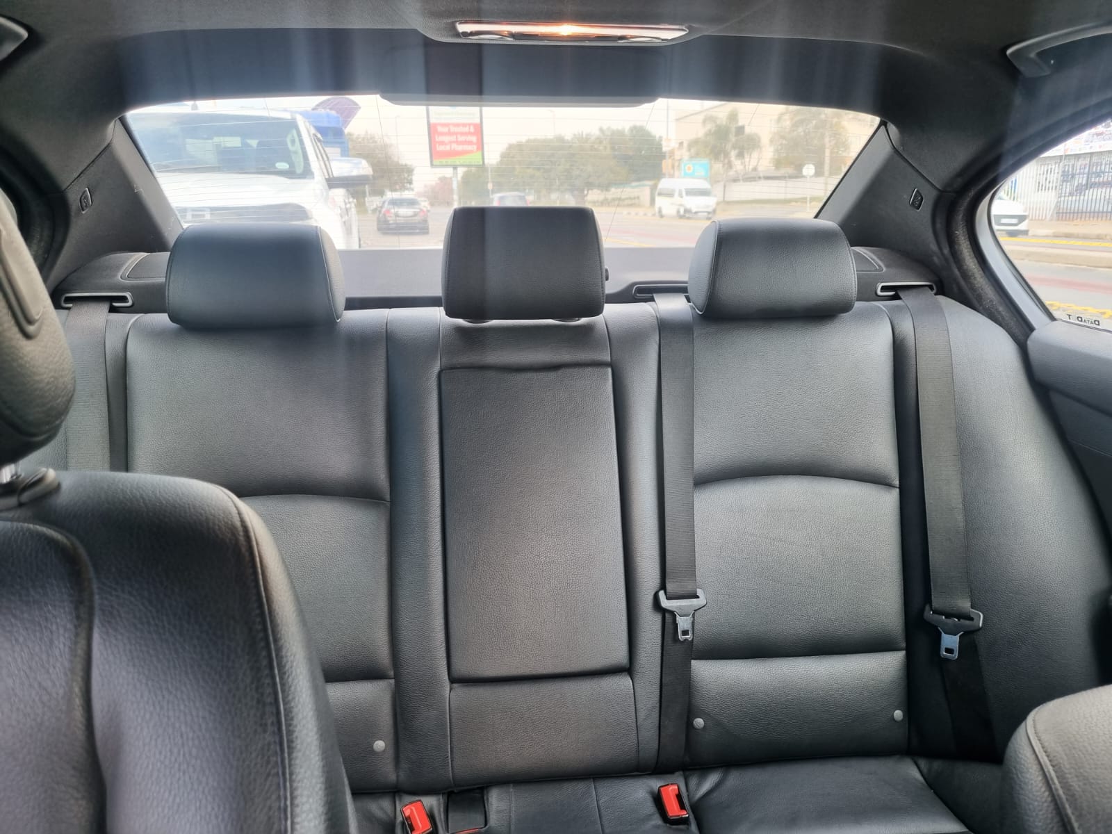 
								2014 BMW 520d M Sport Automatic Diesel – R203,000 full									