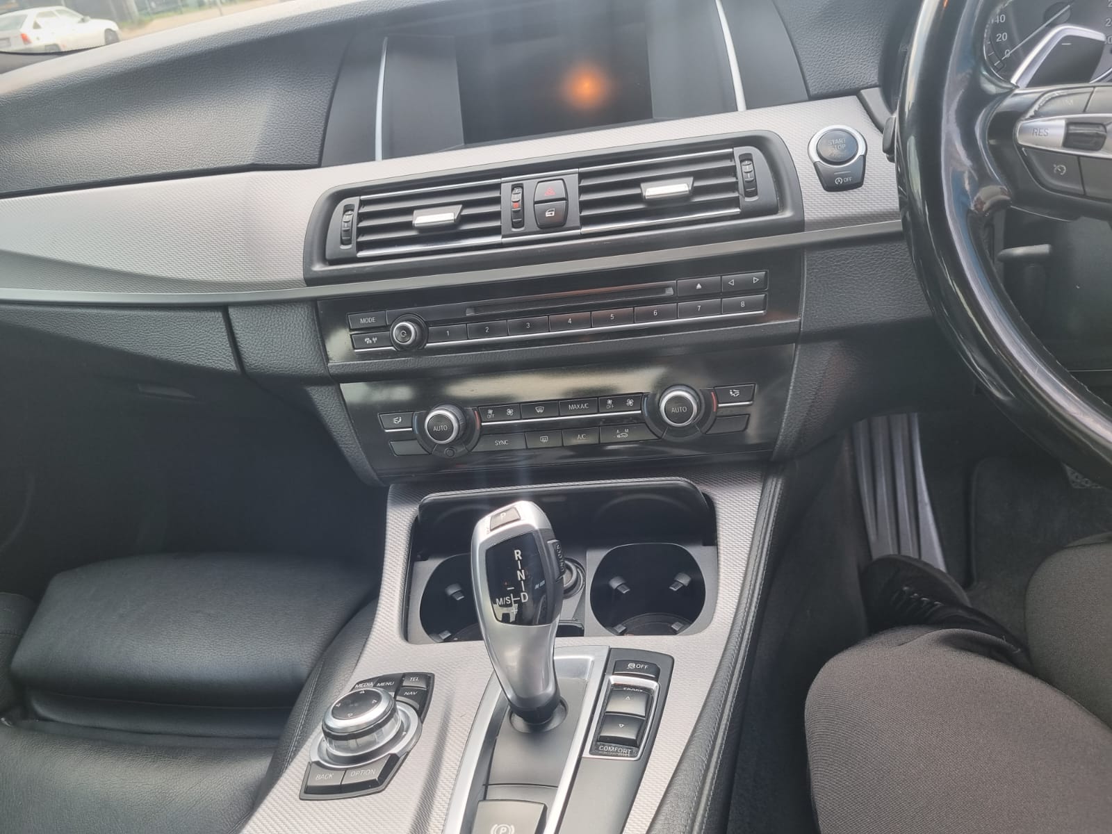 
								2014 BMW 520d M Sport Automatic Diesel – R203,000 full									
