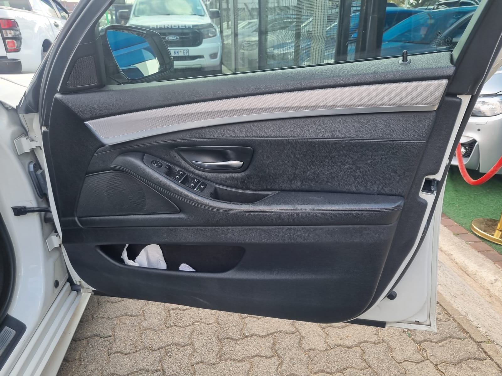 
								2014 BMW 520d M Sport Automatic Diesel – R203,000 full									