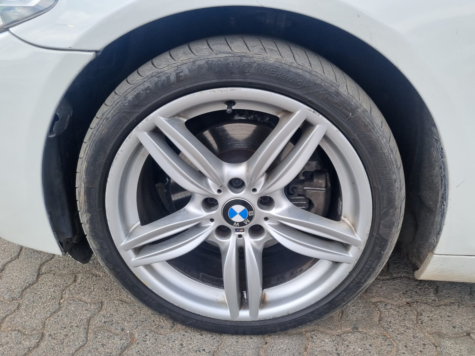 
								2014 BMW 520d M Sport Automatic Diesel – R203,000 full									